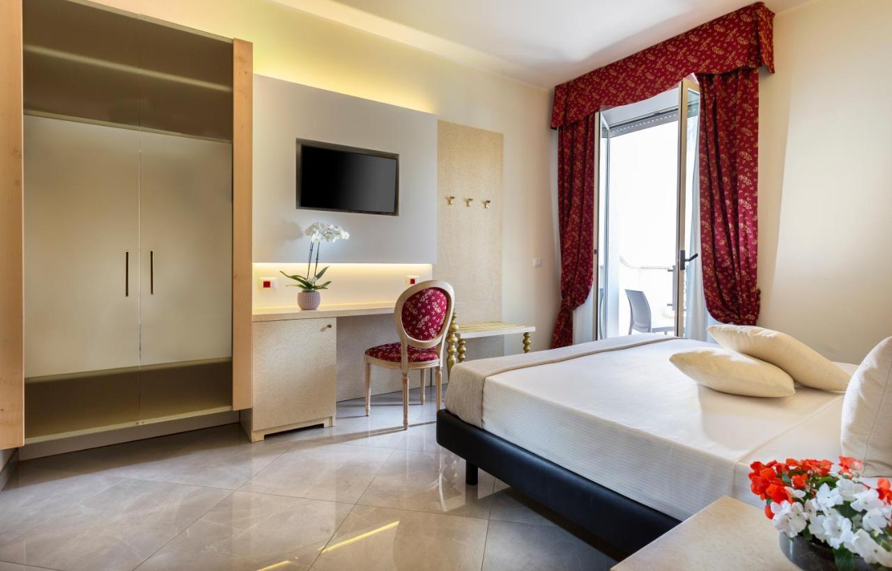 Hotel Gallia Palace Rimini Luaran gambar